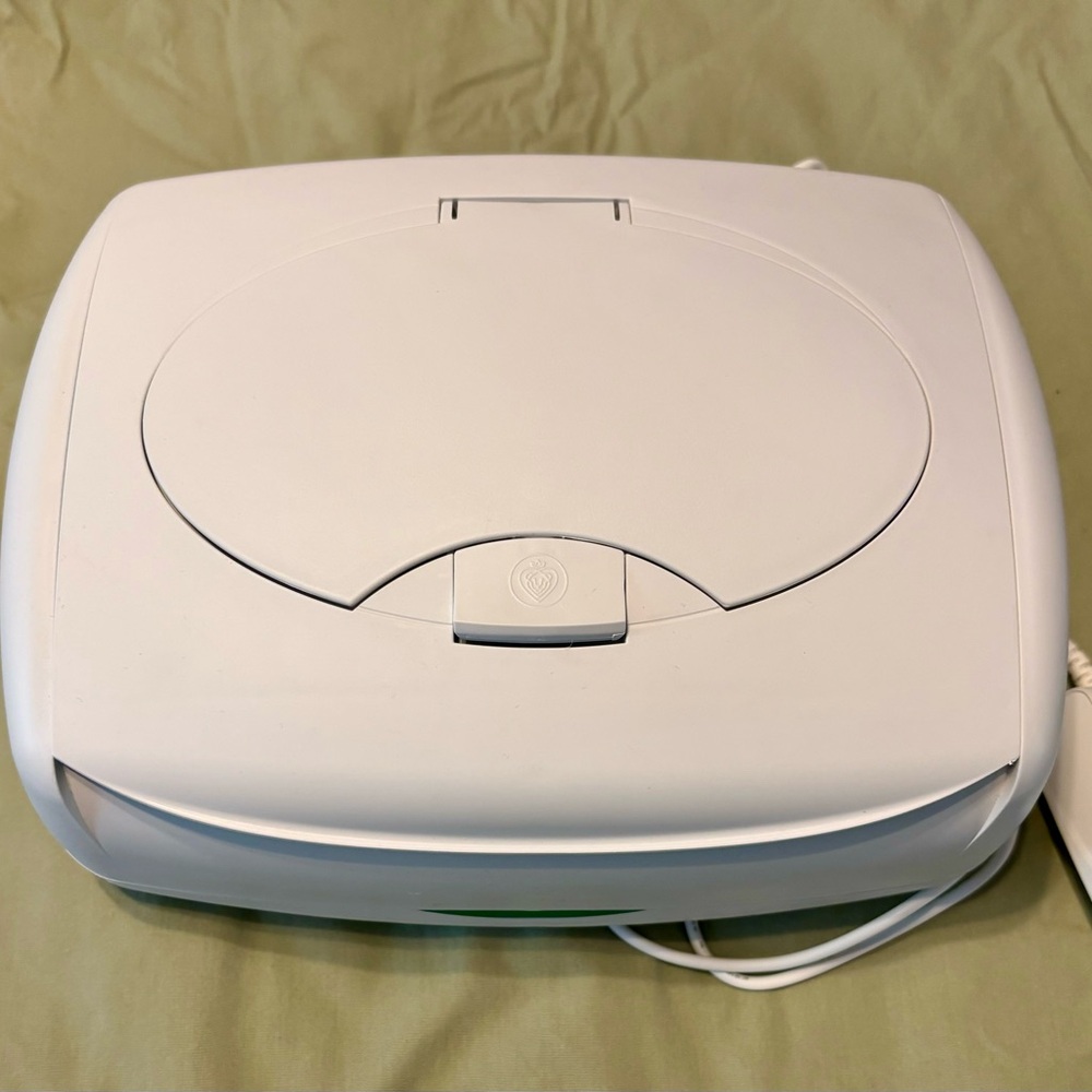 New Lionheart Wipes Warmer - without original box